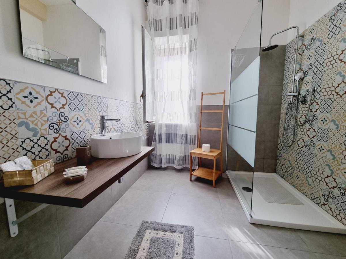 Enne'S Apartments In The Heart Of Palermo Exterior photo